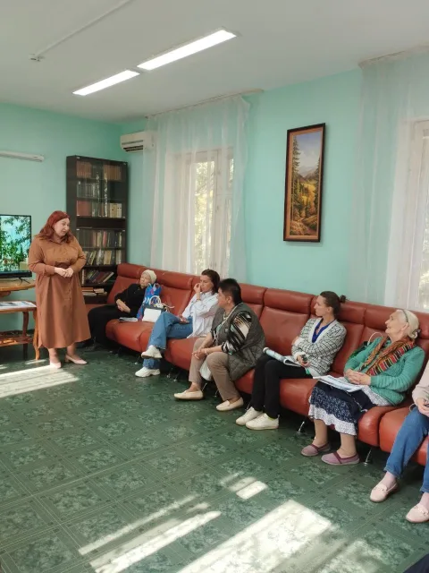 Пожилым жителям из социального центра Люберец рассказали о проекте «Активное долголетие»