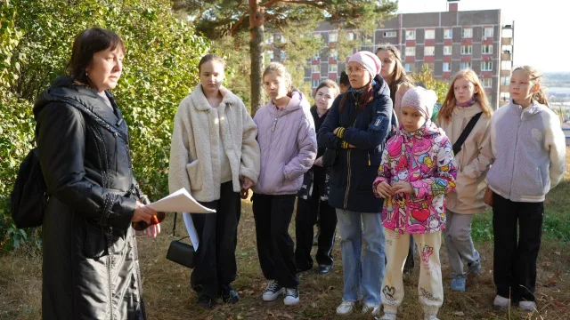 Школьники Люберец отметили День туризма на Голюбовской горке