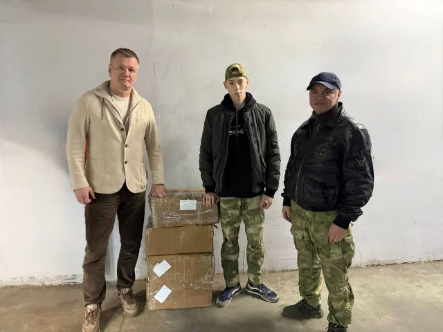 «Единая Россия» в Люберцах поддерживает фронт: школьники изготовили 90 кг окопных свечей