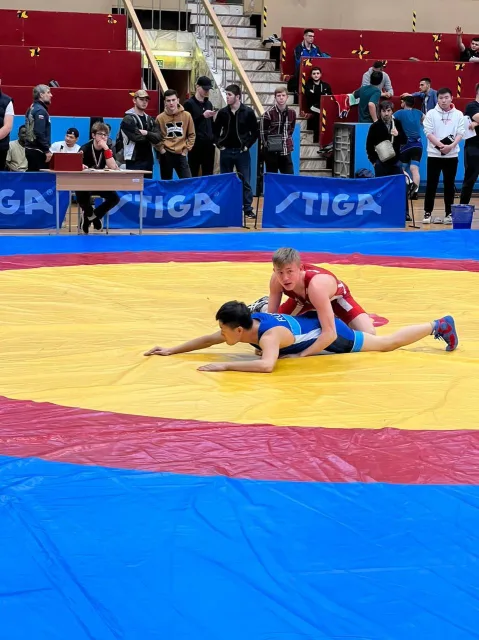 Два спортсмена Люберец стали призерами студенческих игр по борьбе
