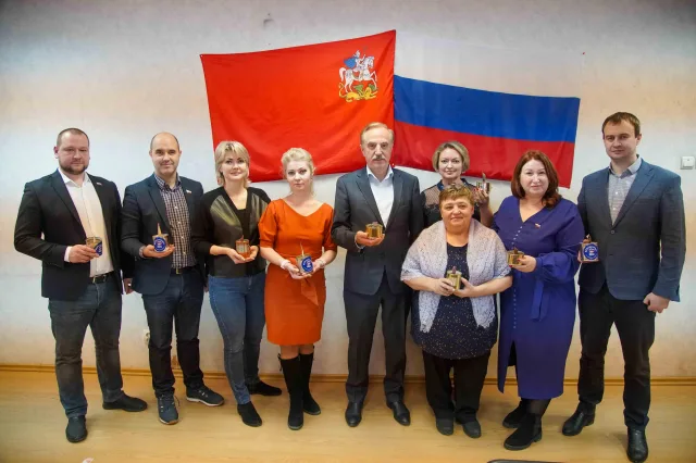 В Люберцах дали старт патриотической акции по изготовлению окопных свечей для СВО