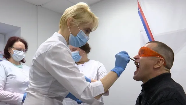 Люберецкие медики провели профилактическую акцию, направленную на раннее выявление онкозаболеваний полости рта у участников СВО и членов семей военнослужащих