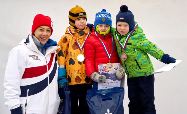 Спортсмены Люберец заняли 3 призовых места на лыжной гонке