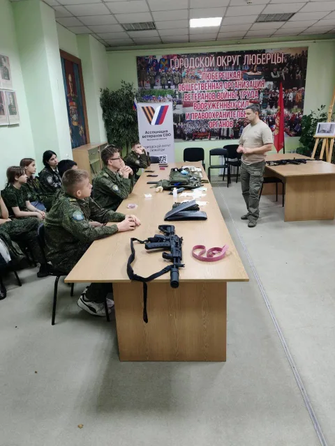 Школьники Люберец обучаются мужеству и первой помощи в клубе «Штурм»