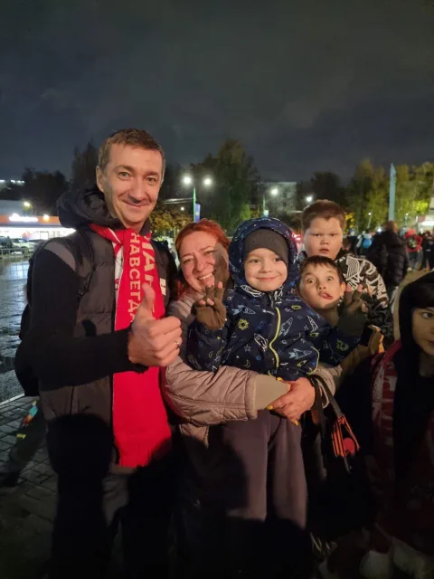 Более тысячи юных футболистов из Люберец посетили прощальный матч Дениса Глушакова