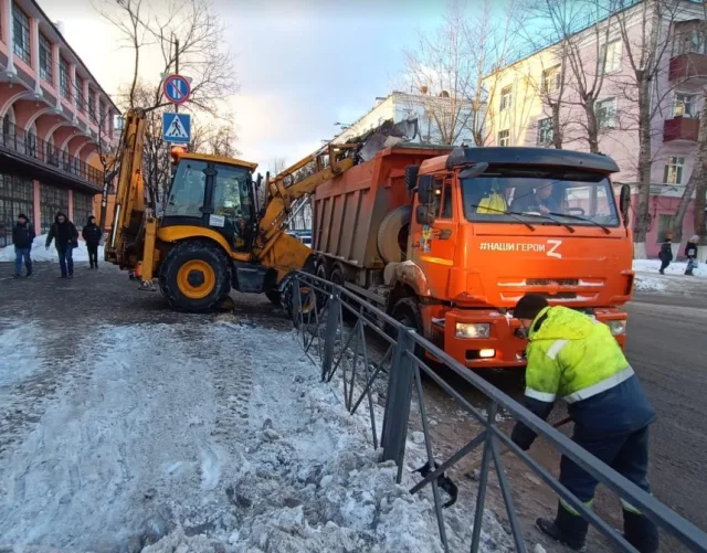В Люберцах за неделю с дорог вывезли более 6,2 тысячи кубометров снега